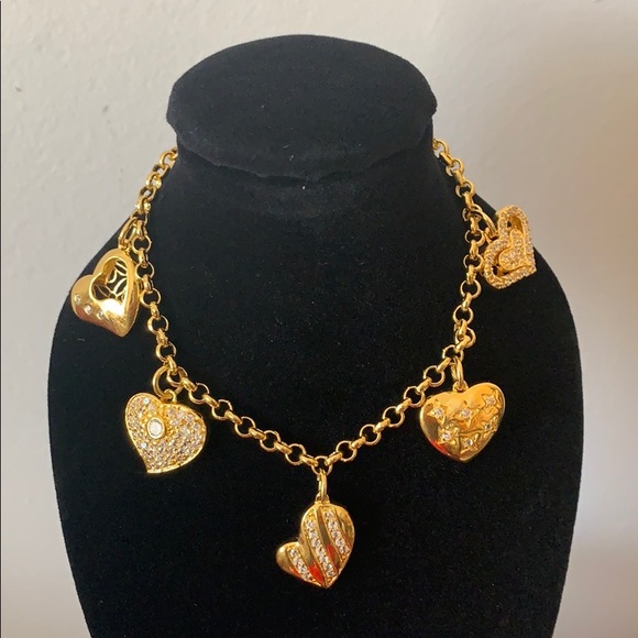 Jewelry - Bracelet with 5 heart charms